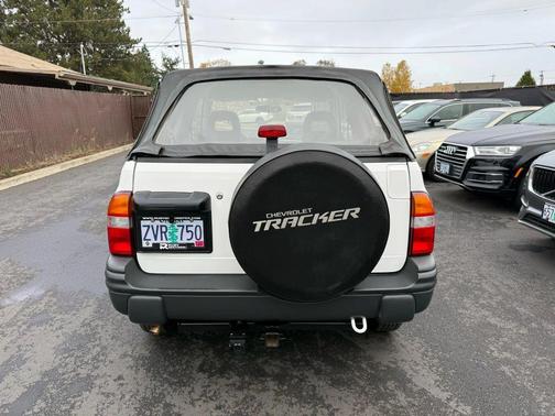 2003 Chevrolet Tracker Sport Utility Convertible 2D