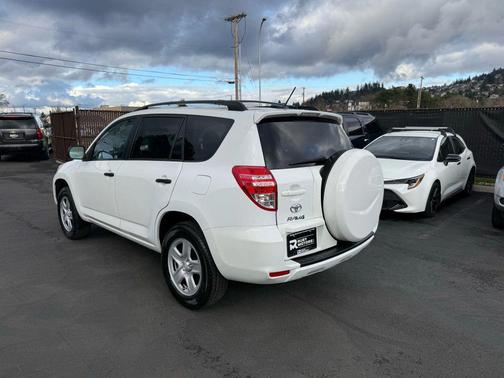 2011 Toyota RAV4 Sport