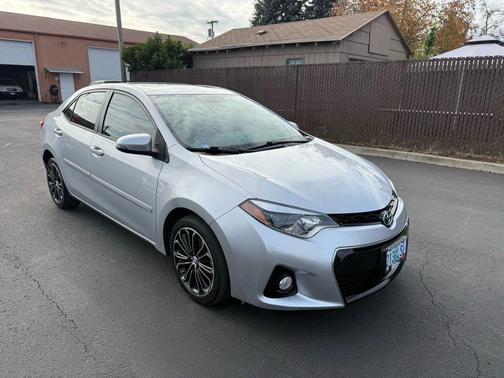 2016 Toyota Corolla S Plus