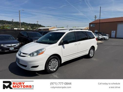 Natural White 2008 Toyota Sienna LE
