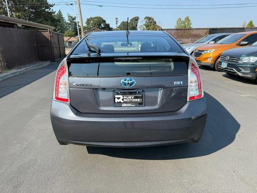 2013 Toyota Prius Four