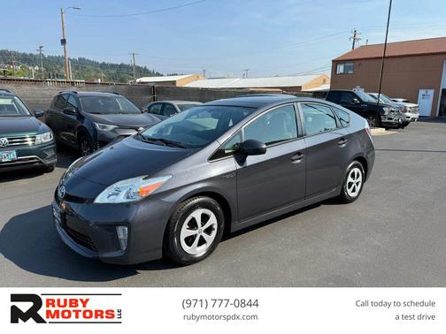 2013 Toyota Prius Four