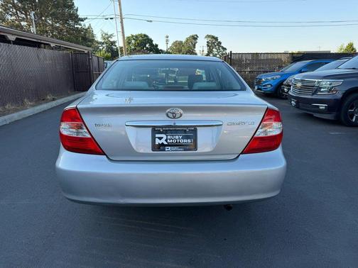 Lunar Mist 2003 Toyota Camry XLE