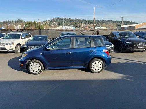 2006 Scion xA Hatchback 4D