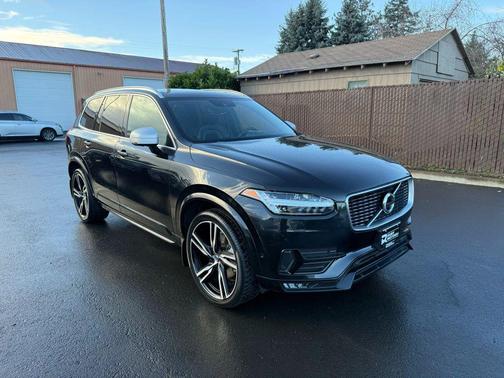 2017 Volvo XC90 T6 R-Design