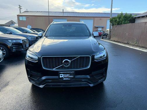 2017 Volvo XC90 T6 R-Design