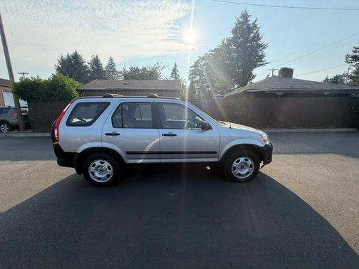 Silver 2005 Honda CR-V LX