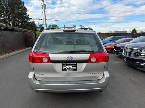 2008 Toyota Sienna CE