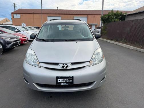 2008 Toyota Sienna CE