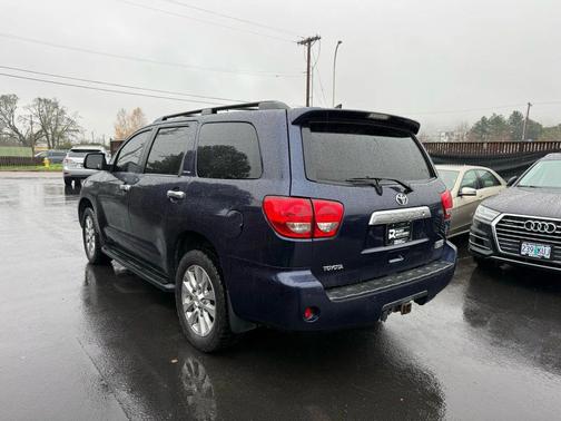 2010 Toyota Sequoia Limited