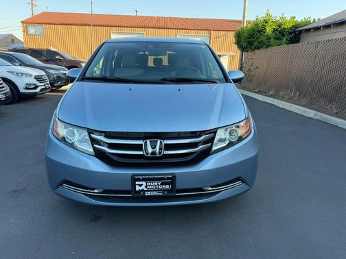 Blue 2014 Honda Odyssey EX-L
