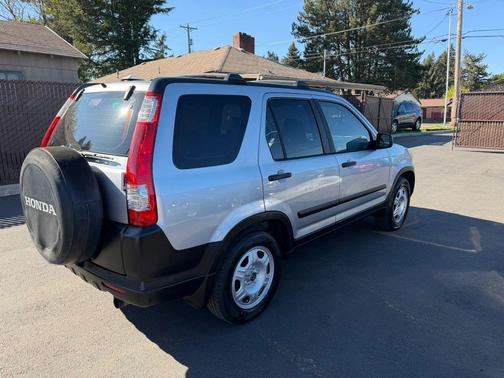2005 Honda CR-V LX