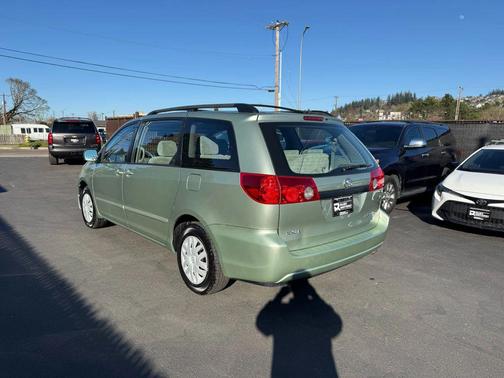 2007 Toyota Sienna CE