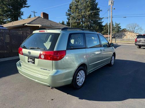 2007 Toyota Sienna CE