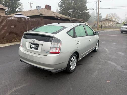 2005 Toyota Prius Base
