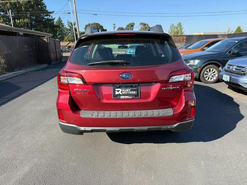 2015 Subaru Outback 2.5i