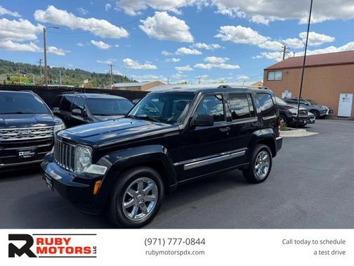 Brilliant Black Crystal Pearlcoat 2010 Jeep Liberty Sport
