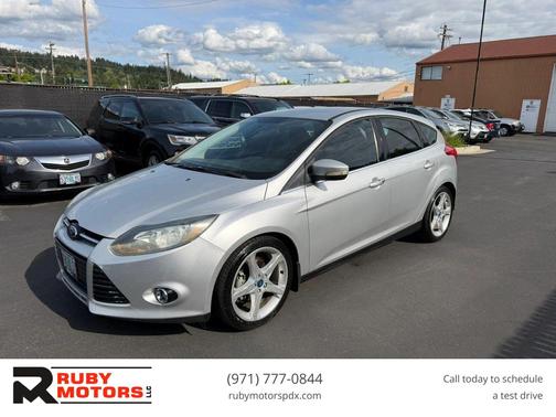 INGOT SILVER METALLIC 2013 Ford Focus Titanium