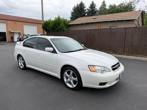 Satin White Pearl 2007 Subaru Legacy Base