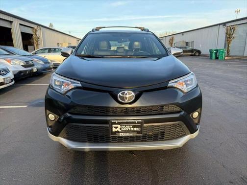 2016 Toyota RAV4 SE