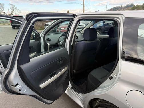 2006 Scion xA Hatchback 4D