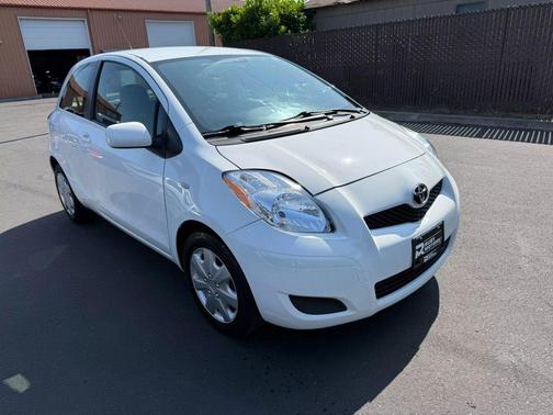 2010 Toyota Yaris Base