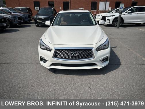 2023 INFINITI Q50 LUXE