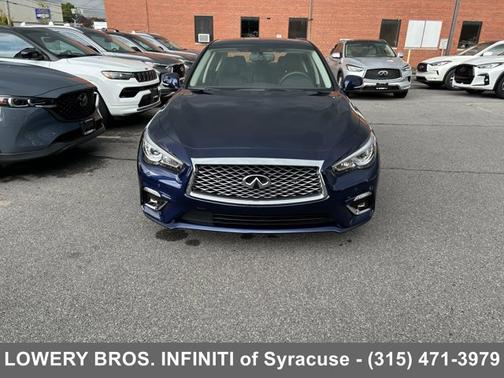 2023 INFINITI Q50 LUXE