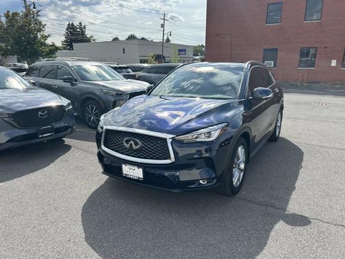 2022 INFINITI QX50 ESSENTIAL