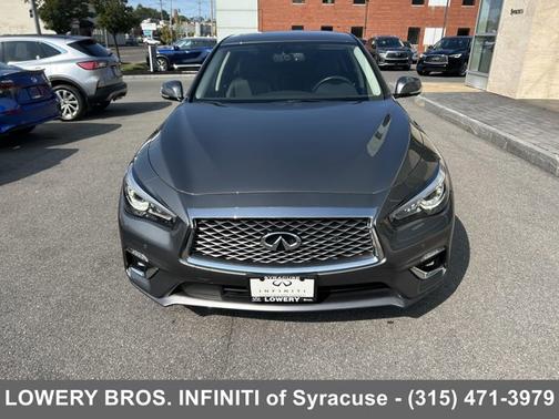 2023 INFINITI Q50 LUXE