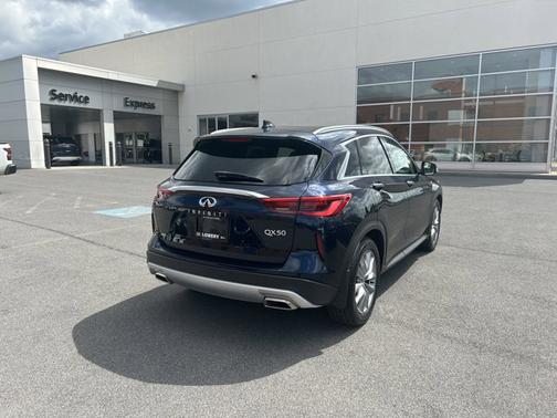 2021 INFINITI QX50 ESSENTIAL