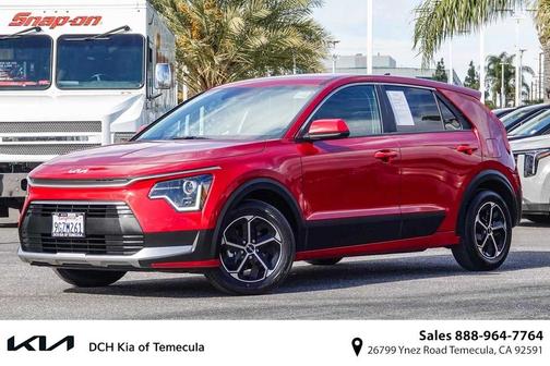 2023 Kia Niro LX