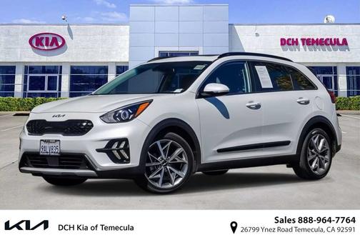 Snow White Pearl 2022 Kia Niro Touring SE