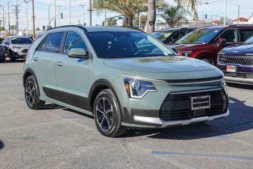 2023 Kia Niro Plug-In Hybrid EX