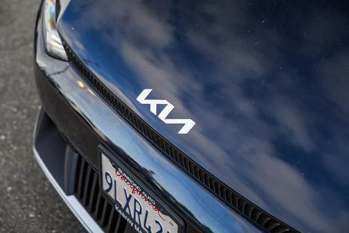 Gravity Blue 2024 Kia EV6 Light