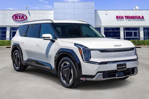 Snow White Pearl 2024 Kia EV9 Land