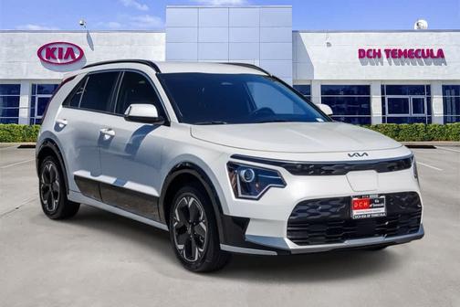 Snow White Pearl 2023 Kia Niro EV Wind
