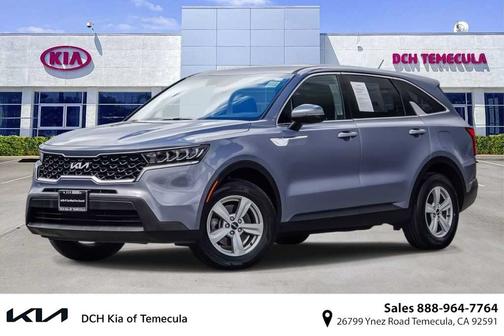 Everlasting Silver 2022 Kia Sorento LX