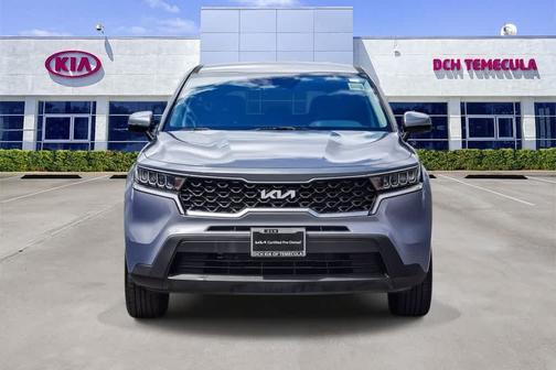 Everlasting Silver 2022 Kia Sorento LX