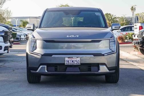 2024 Kia EV9 Light Long Range