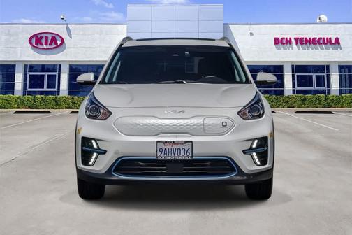 Snow White Pearl 2022 Kia Niro EV EX Premium