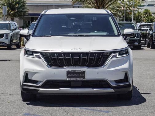 Snow White Pearl 2023 Kia Carnival EX