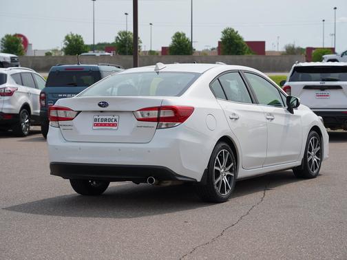 Crystal White Pearl 2019 Subaru Impreza 2.0i Limited