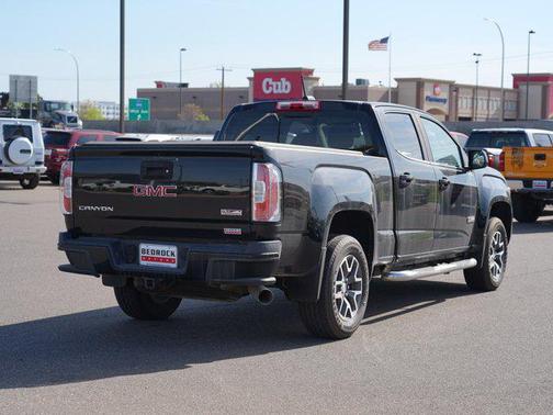 Onyx Black 2016 GMC Canyon SLE