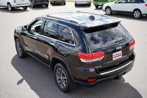 Diamond Black Crystal Pearlcoat 2018 Jeep Grand Cherokee Limited
