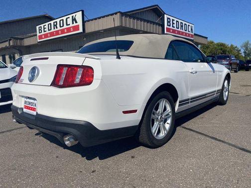 2010 Ford Mustang Base
