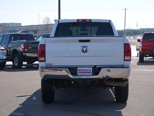 2017 RAM 2500 SLT Crew Cab 4x4 6'4' Box