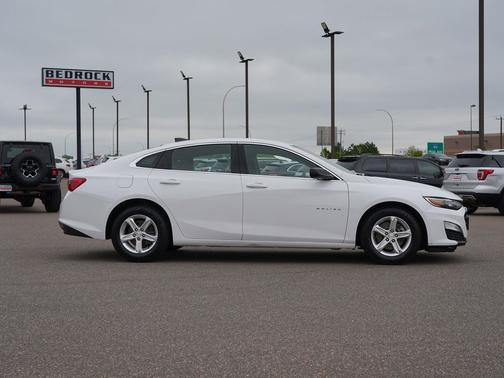 Summit White 2020 Chevrolet Malibu 1LS