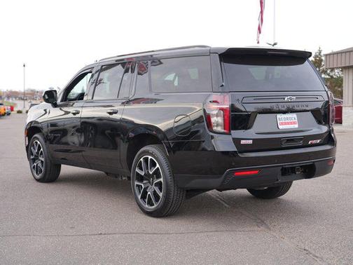 Black 2023 Chevrolet Suburban RST