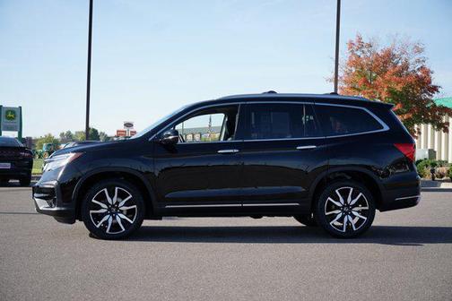 2019 Honda Pilot Touring 8-Passenger